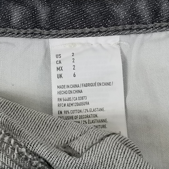 American Eagle Hi Rise Festival Shorts in Washed Black Studded Detail Size 2 - Picture 8 of 8